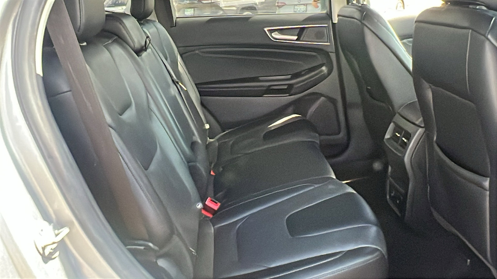 Used 2022 Ford Edge Titanium image 19