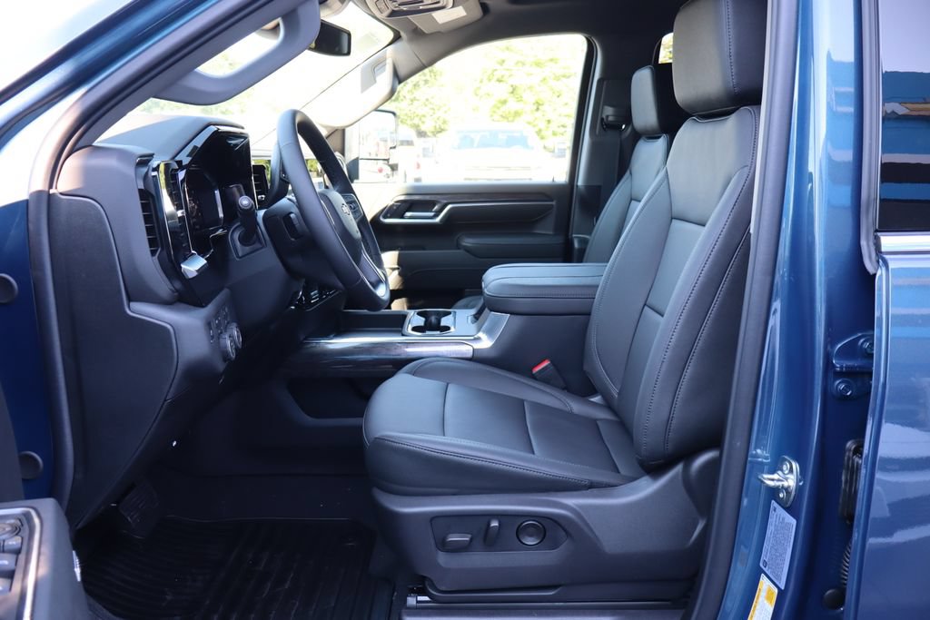 New 2026 Chevrolet Silverado 3500 LTZ w/ LTZ Plus Package AWD/4WD image 5