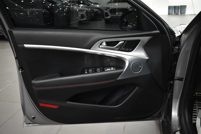 Used 2022 Genesis G70 3.3T w/ Sport Advanced Package image 33