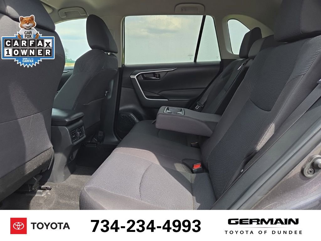 Used 2024 Toyota RAV4 LE AWD/4WD image 20