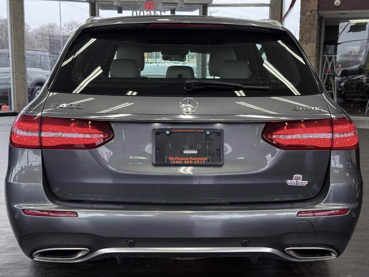 Used 2018 Mercedes-Benz E 400 4MATIC Wagon image 15