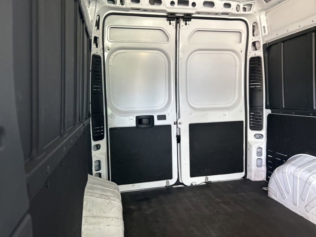 Used 2025 RAM ProMaster 2500 w/ Convenience Group FWD image 31