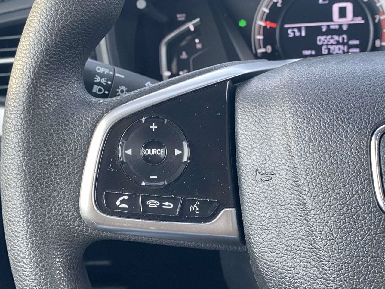 Used 2018 Honda CR-V LX image 30