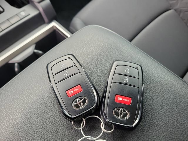 Used 2024 Toyota Tacoma SR5 image 33