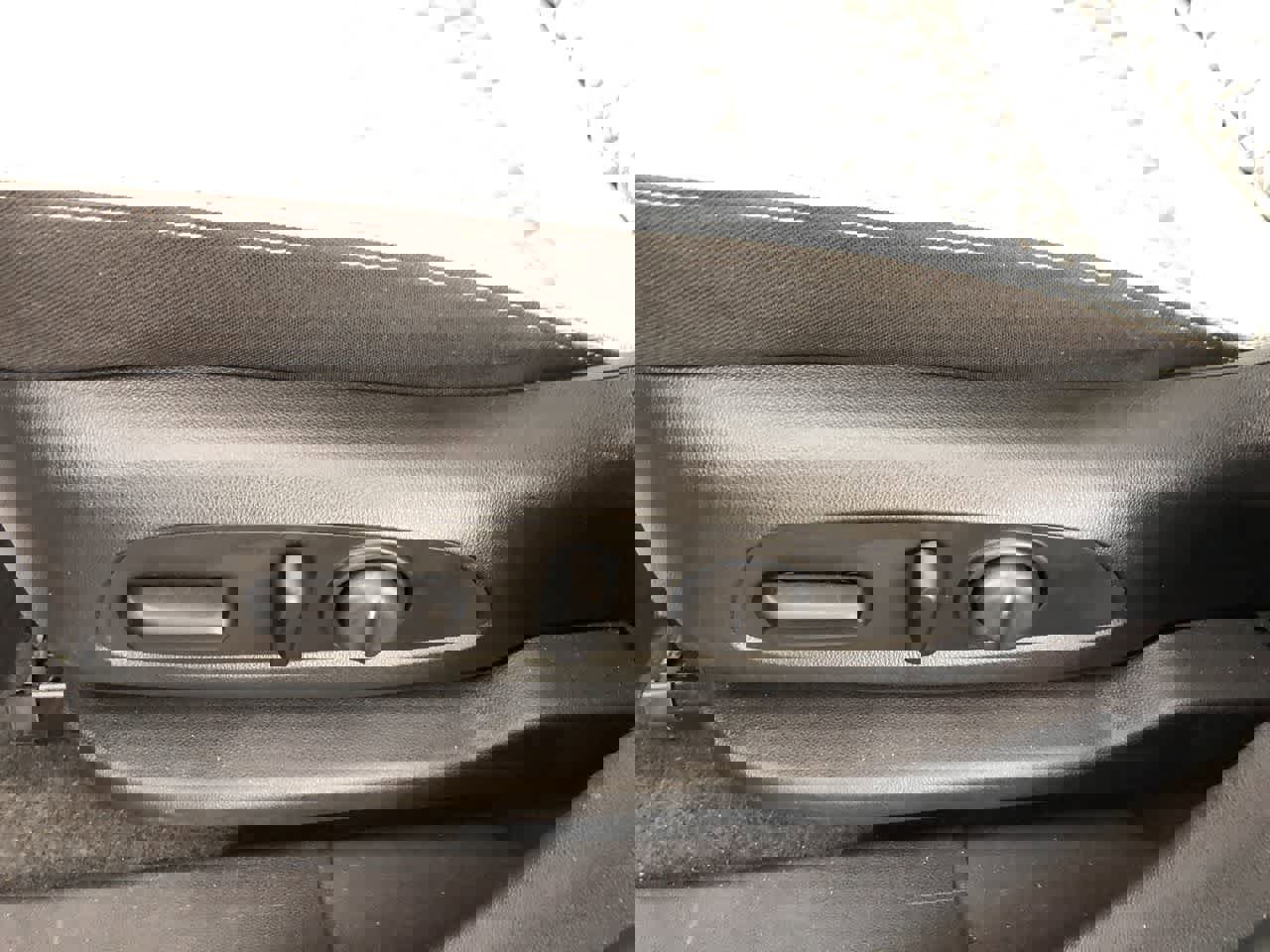 Used 2023 Chevrolet Equinox LT image 13