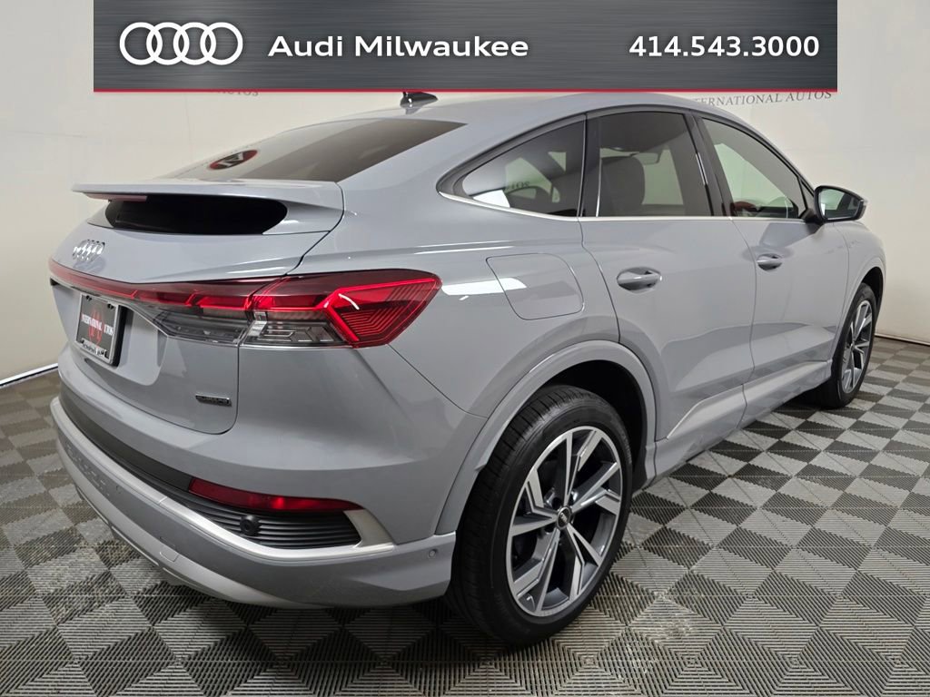 Used 2023 Audi Q4 e-tron Premium Plus w/ Premium Plus AWD/4WD image 4