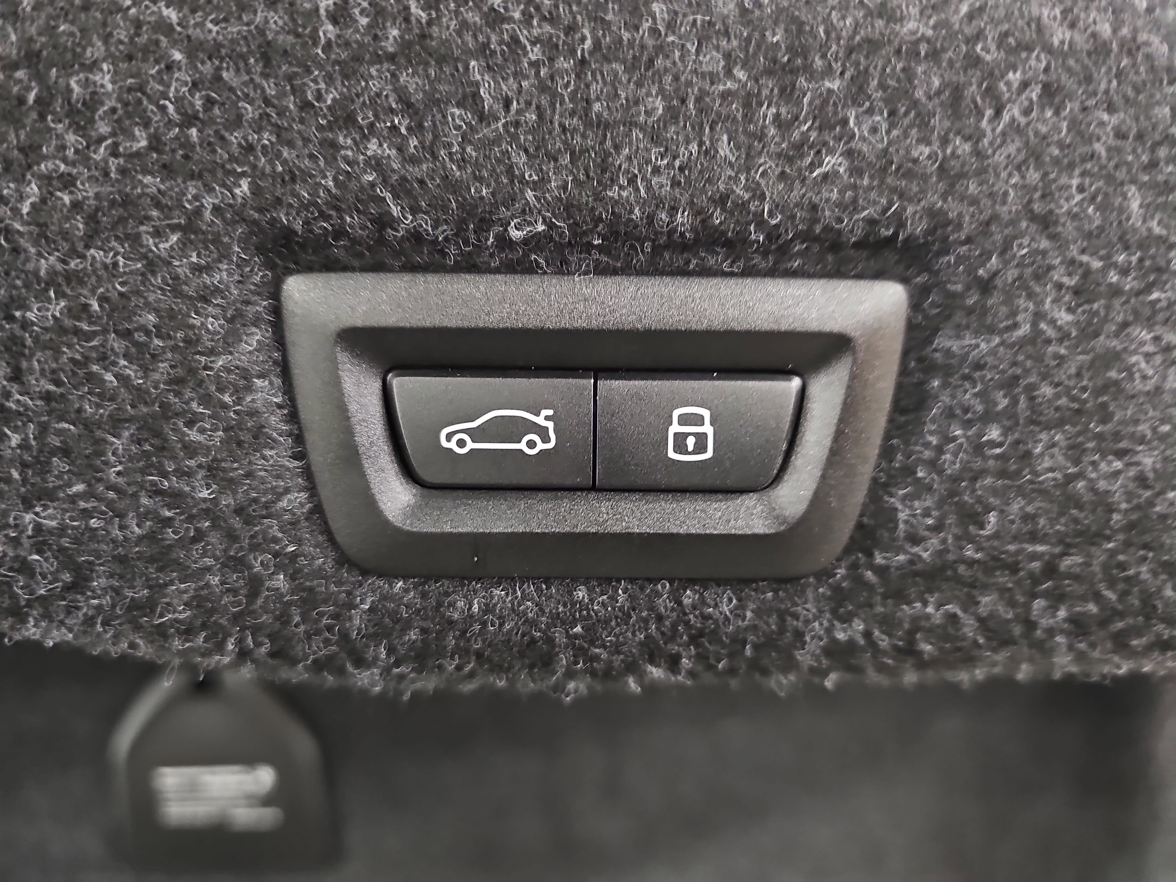 Certified 2025 BMW i5 eDrive40i w/ M Sport Package image 15