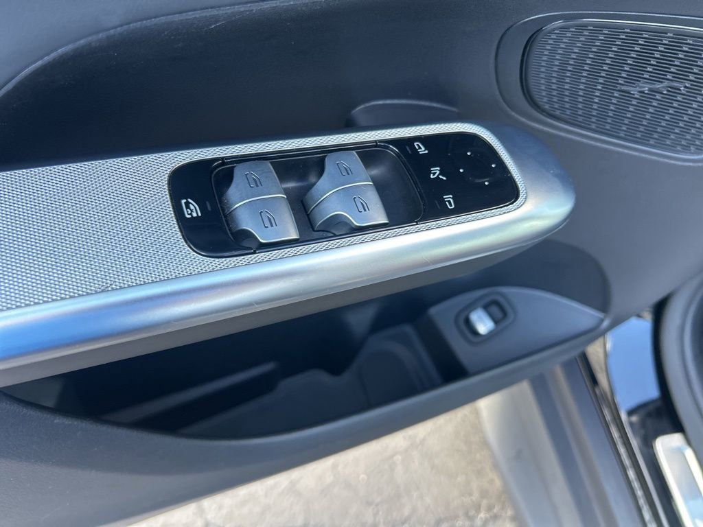 Used 2025 Mercedes-Benz GLC 43 AMG 4MATIC image 39