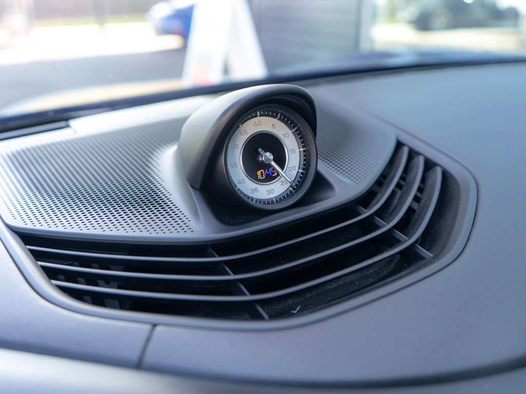 Used 2022 Porsche Taycan Turbo S image 23