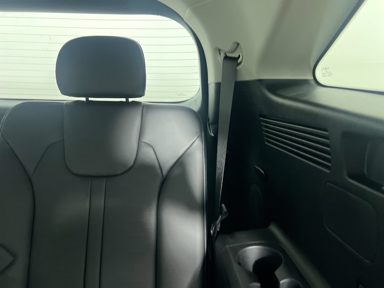 New 2026 Kia Sorento EX w/ EX Premium Package FWD image 29