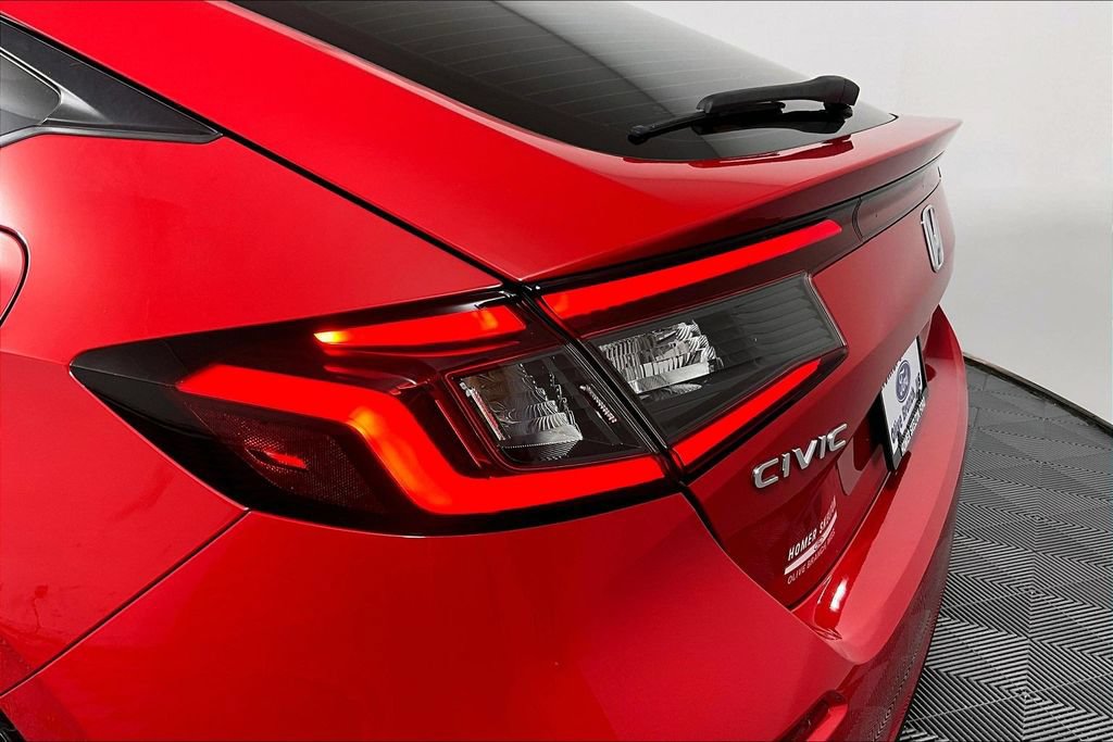 Used 2023 Honda Civic Sport image 29