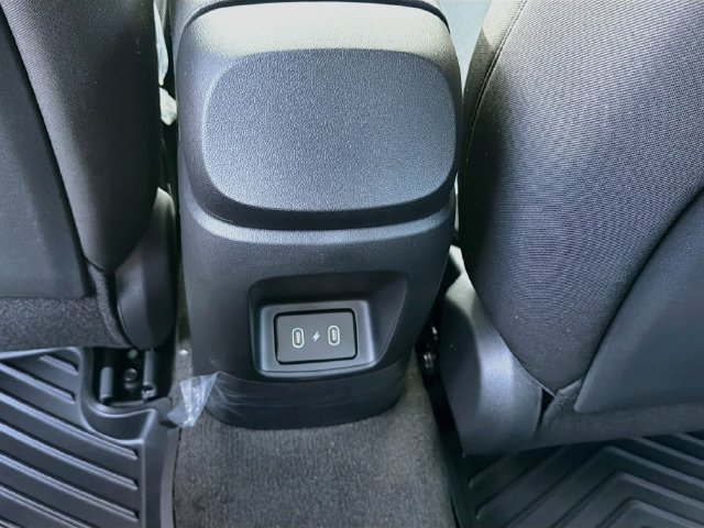 New 2026 Hyundai Elantra SE FWD image 24