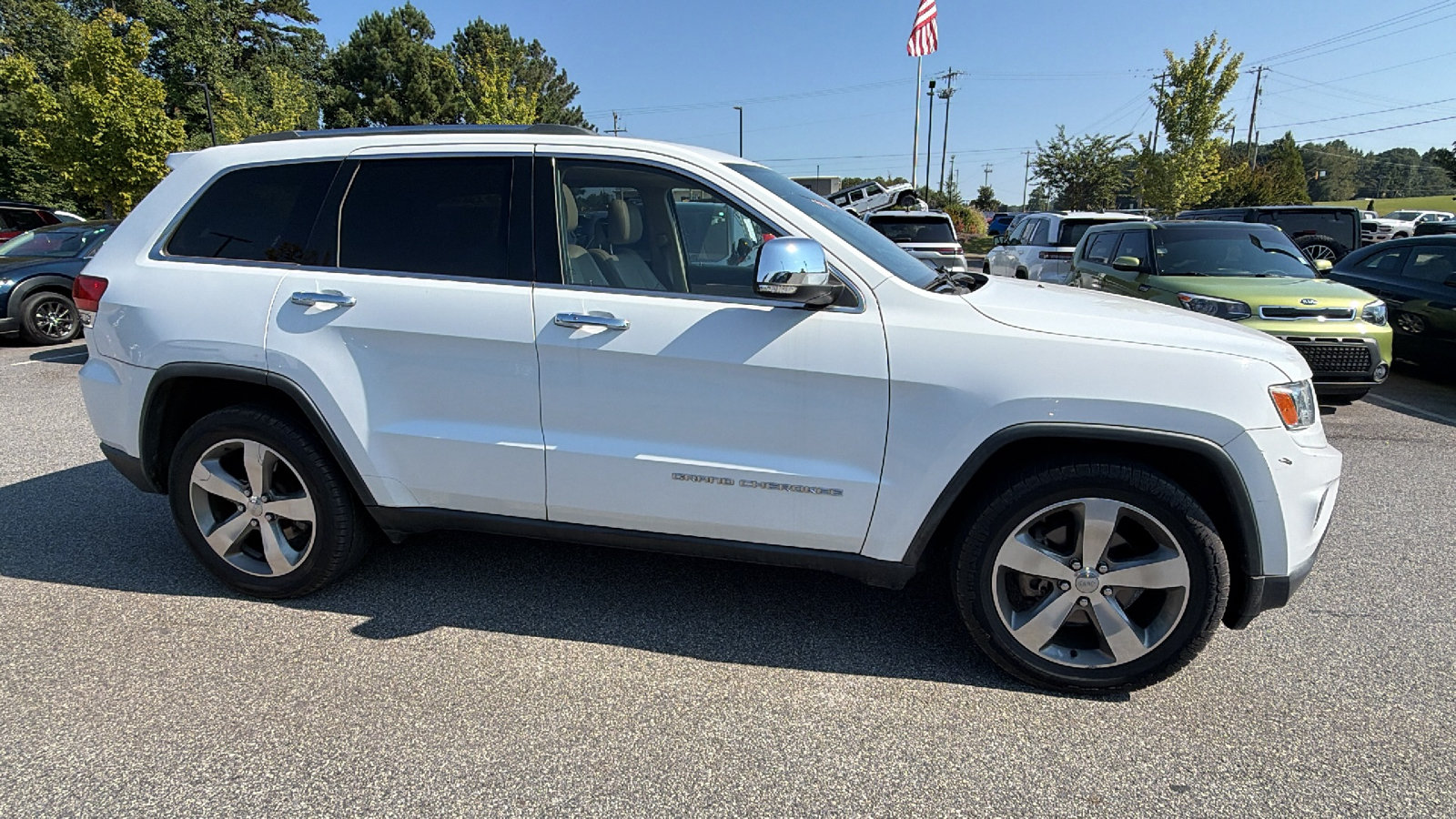 Used 2015 Jeep Grand Cherokee Limited RWD image 7