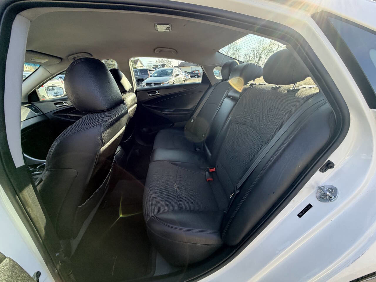 Used 2013 Hyundai Sonata SE image 19