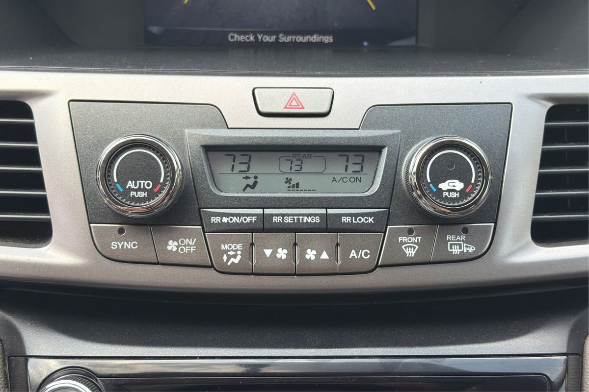 Used 2015 Honda Odyssey EX image 29