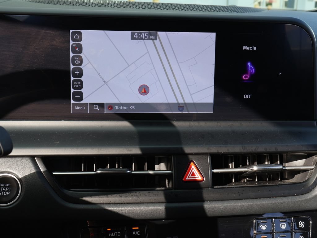 Certified 2024 Kia Seltos SX AWD/4WD image 40