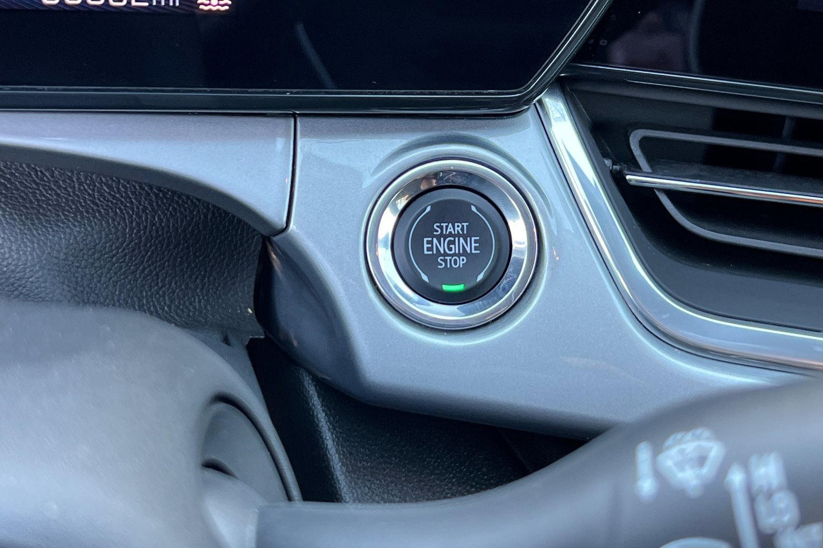 Certified 2024 Chevrolet Trax LT image 22