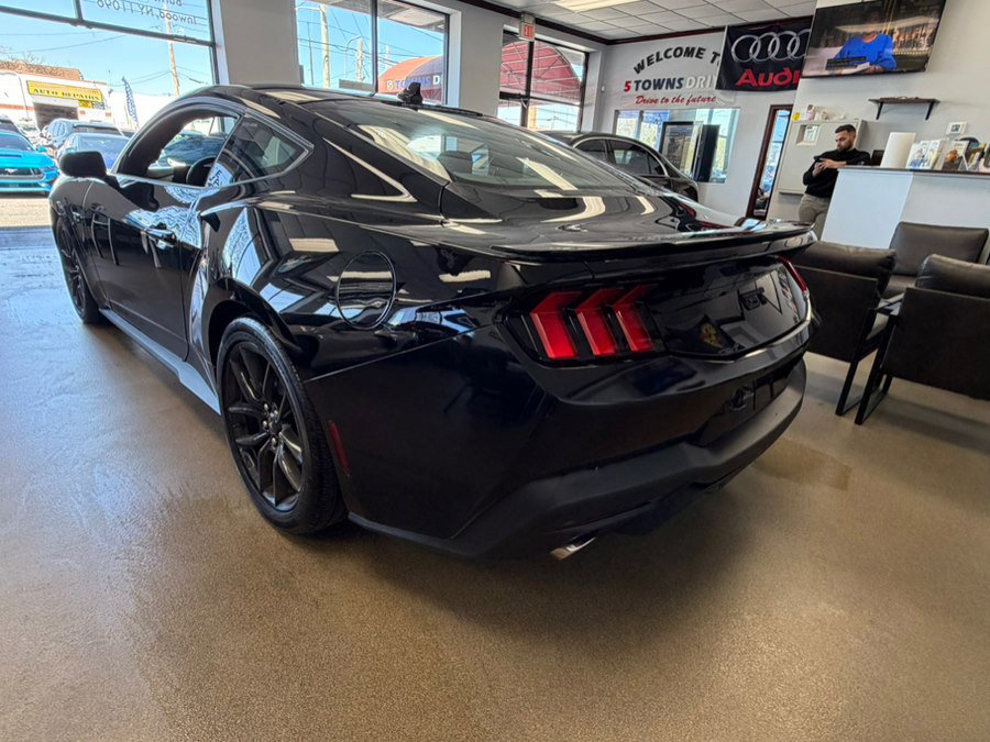 Used 2025 Ford Mustang GT Premium w/ Mustang Nite Pony Package RWD image 9