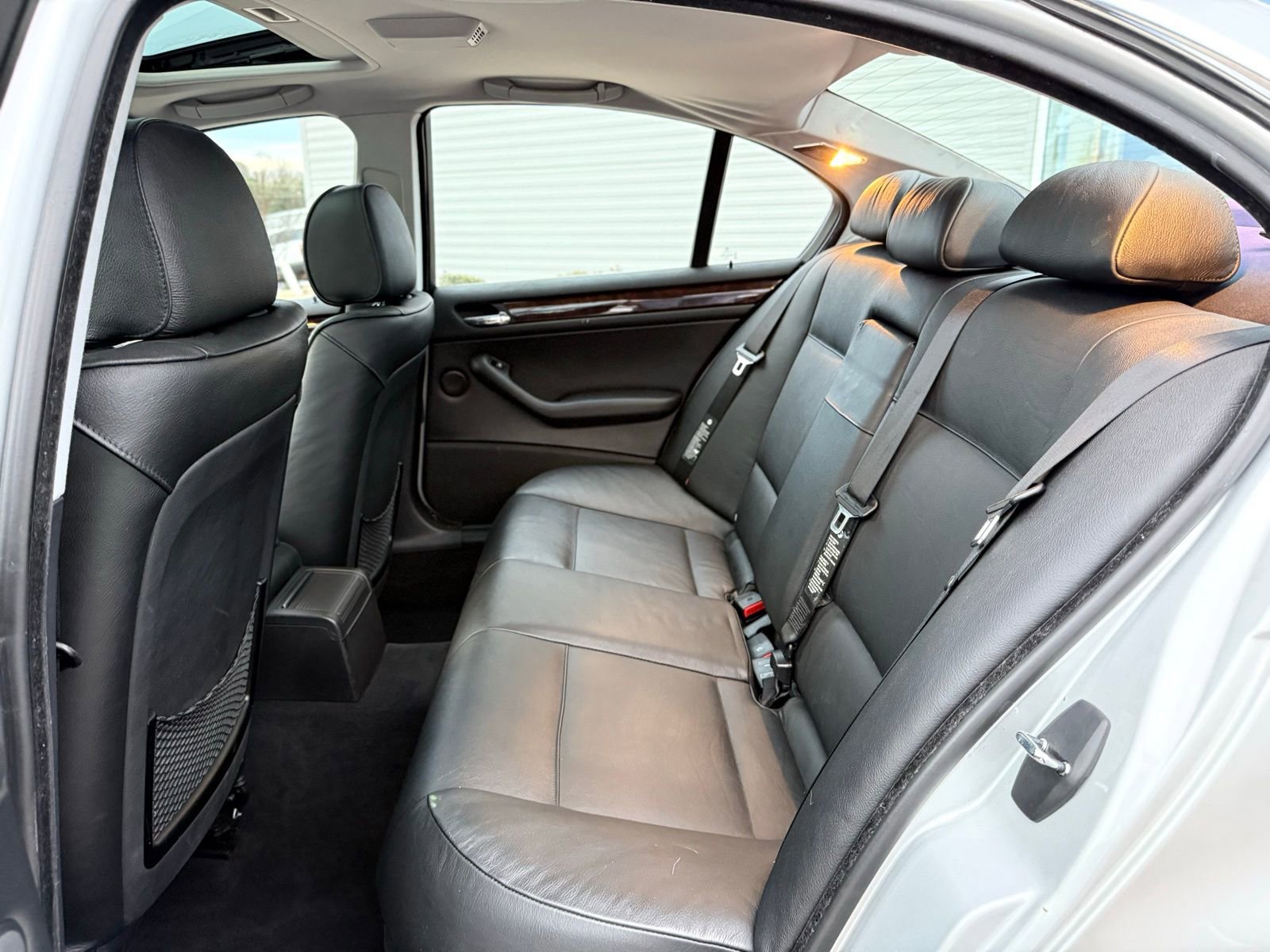 Used 2005 BMW 330xi Sedan image 22