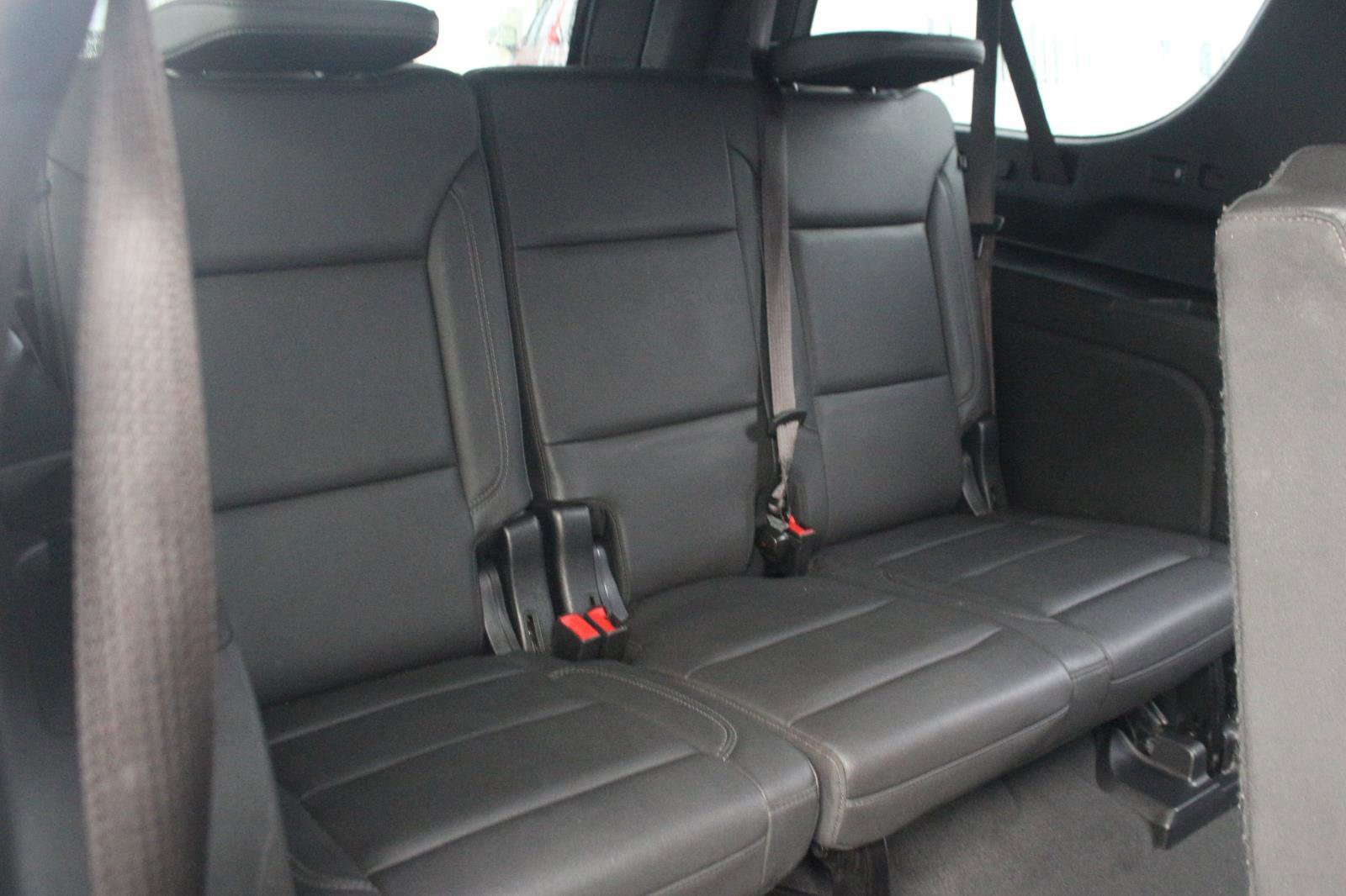 Used 2023 Chevrolet Suburban LT image 39