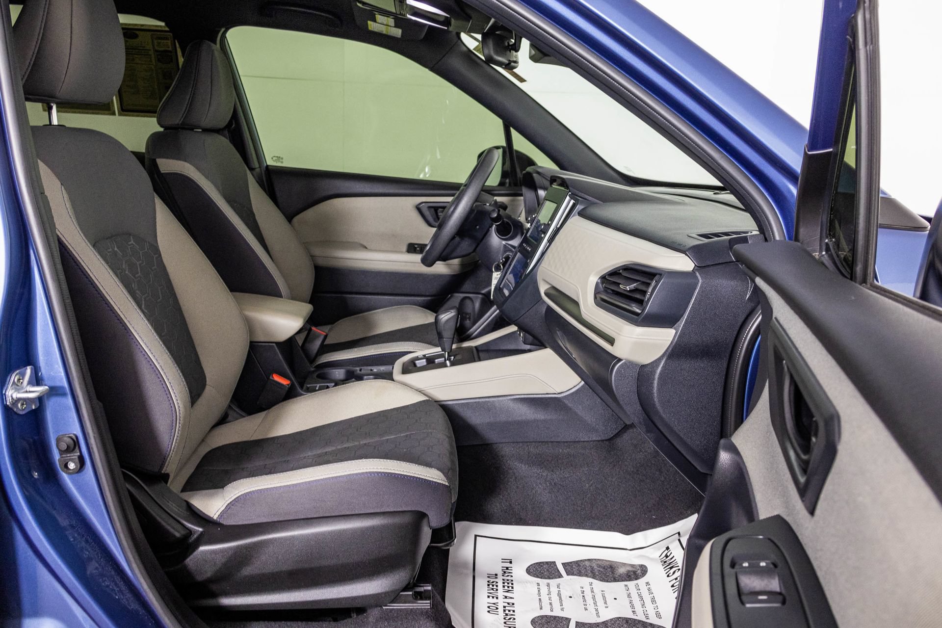 Used 2025 Subaru Forester AWD/4WD image 43