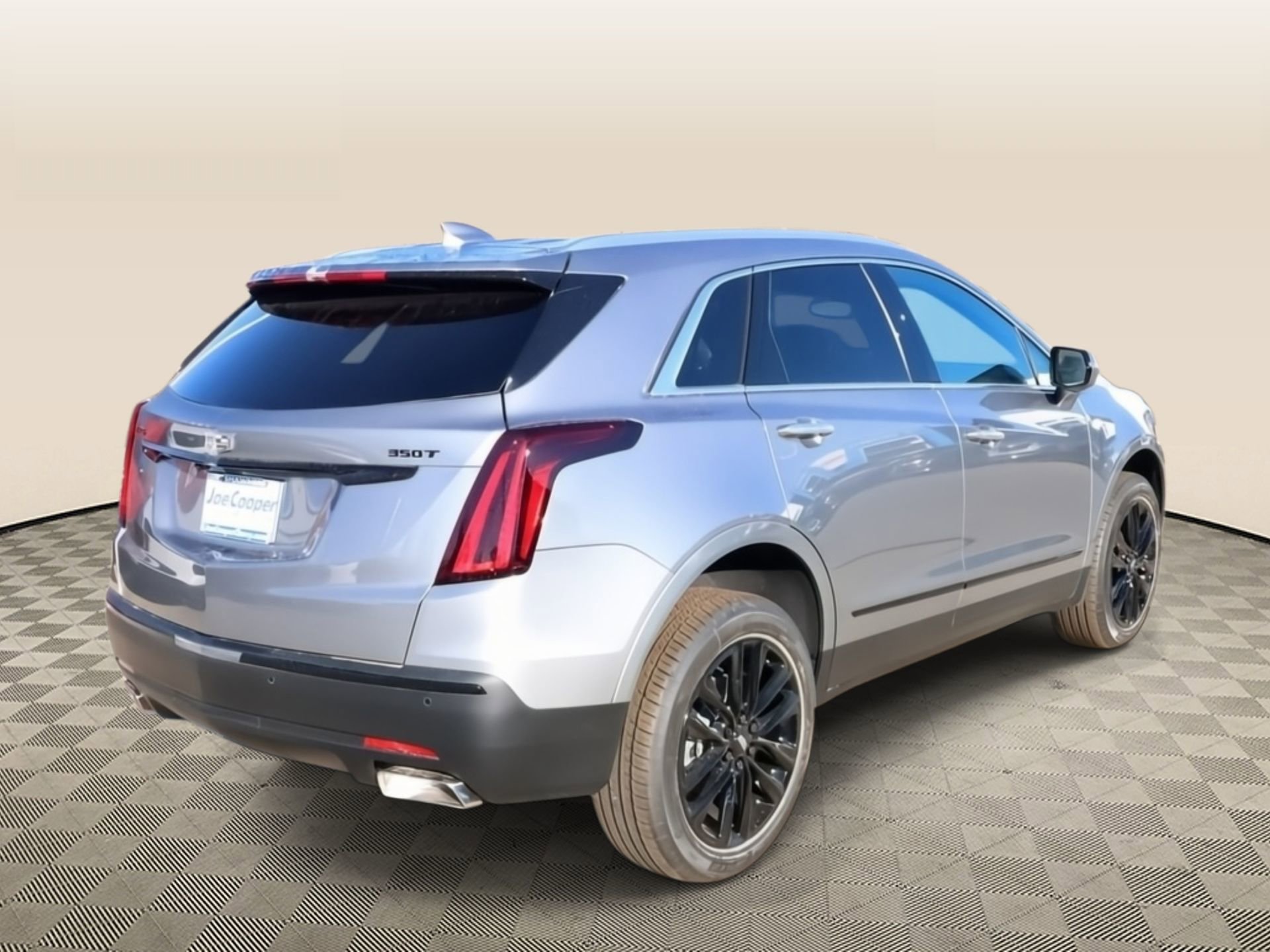 New 2026 Cadillac XT5 Luxury w/ LPO, ONYX Package image 22
