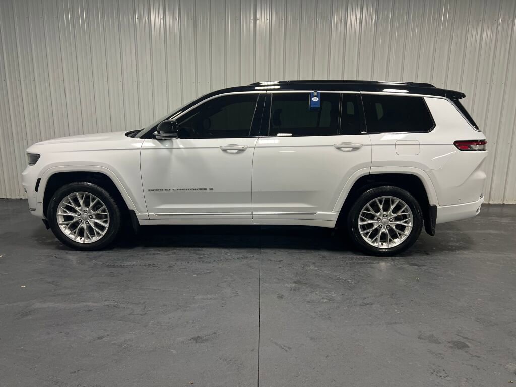 Used 2021 Jeep Grand Cherokee L Summit w/ Advanced Protech Group IV image 29