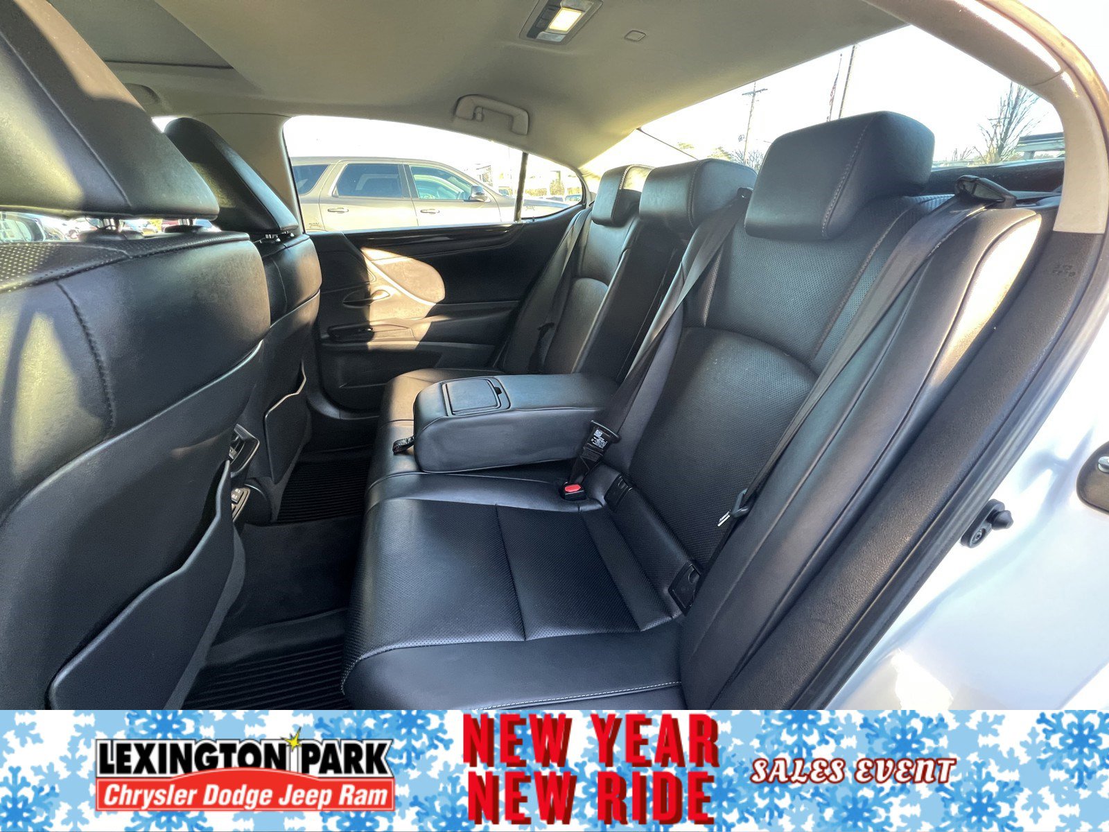 Used 2020 Lexus ES 300h ES 300h image 11