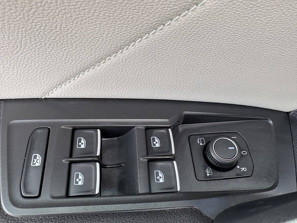 Used 2019 Volkswagen Tiguan S AWD/4WD image 14