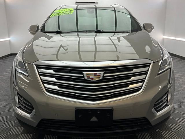 Used 2019 Cadillac XT5 Luxury AWD/4WD image 2