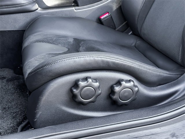 Used 2023 Nissan Z Performance w/ Floor Mat Package (L93) image 13