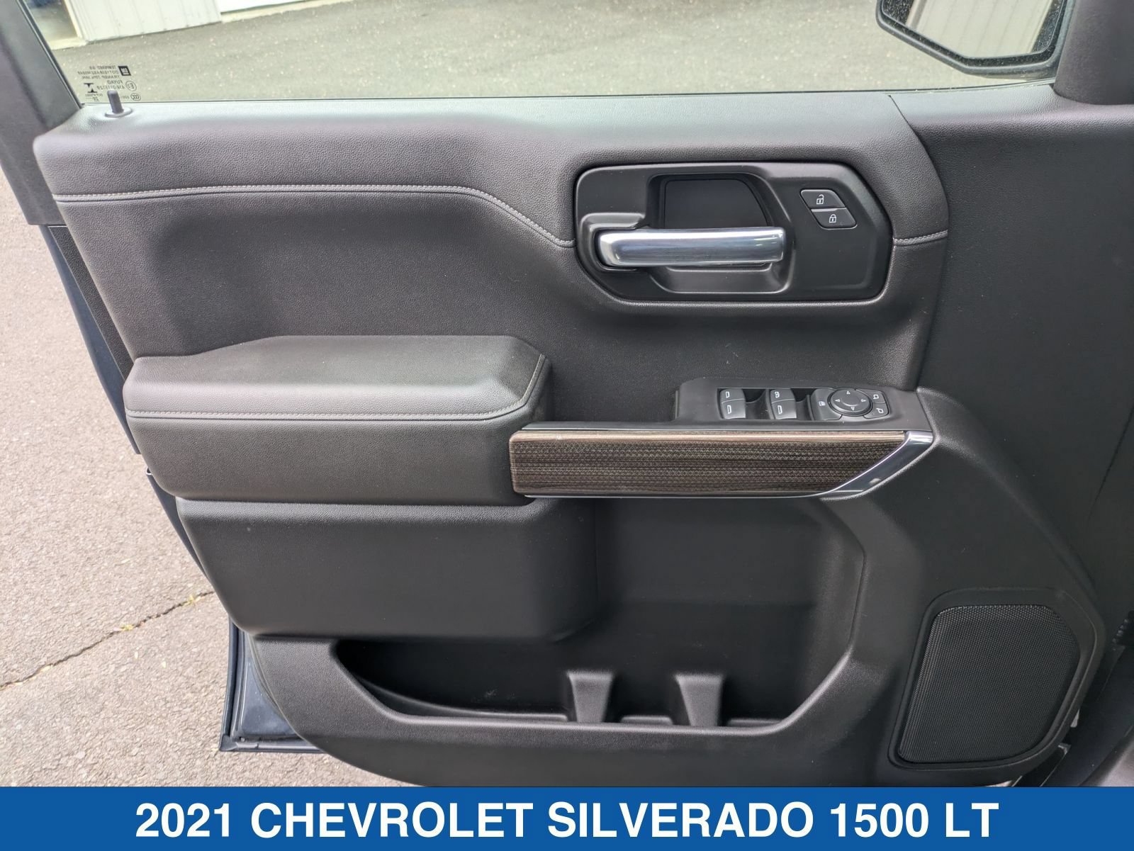 Used 2021 Chevrolet Silverado 1500 LT w/ True North Edition Plus AWD/4WD image 12
