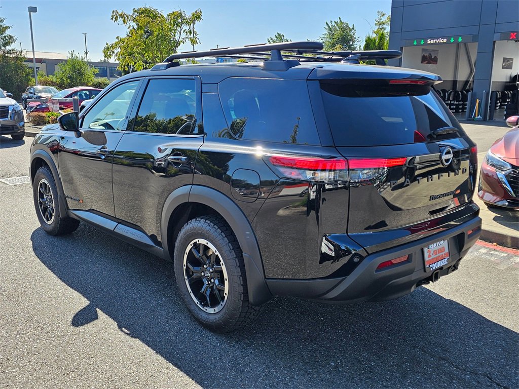 New 2025 Nissan Pathfinder Rock Creek image 4