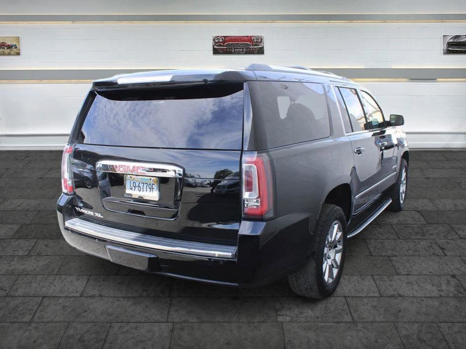 Used 2016 GMC Yukon XL Denali image 7