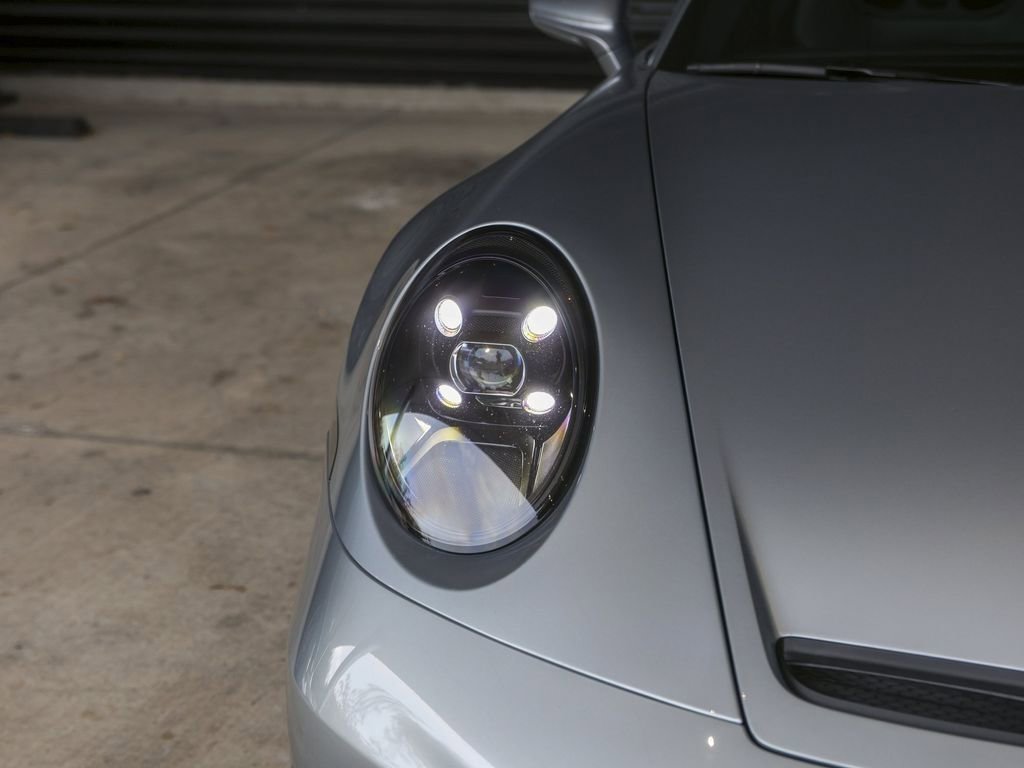 Certified 2022 Porsche 911 GT3 image 18