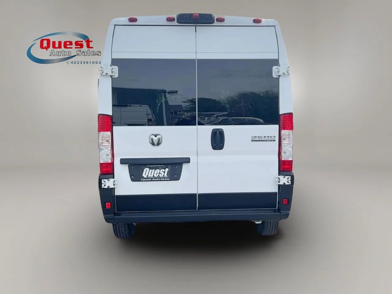 Used 2023 RAM ProMaster 2500 FWD image 4