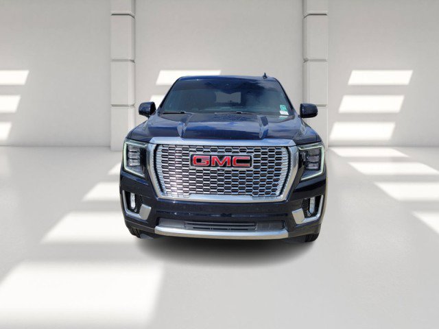 Used 2021 GMC Yukon Denali w/ Denali Premium Package image 2