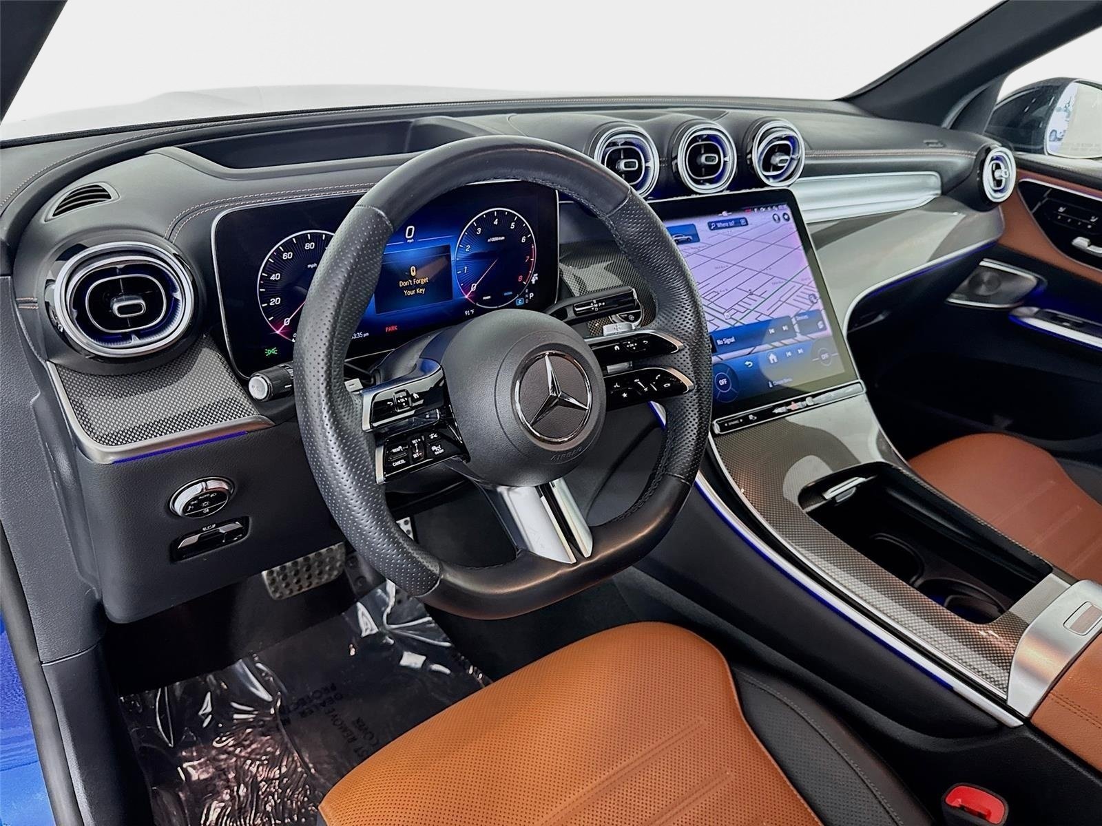 Used 2023 Mercedes-Benz GLC 300 4MATIC image 9