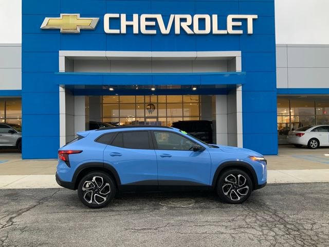 Used 2024 Chevrolet Trax RS w/ Sunroof Package image 6