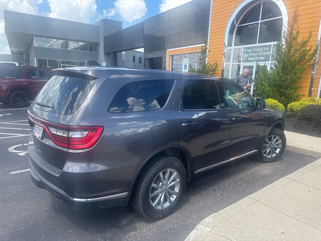 Used 2017 Dodge Durango SXT w/ Trailer Tow Group IV AWD/4WD image 3