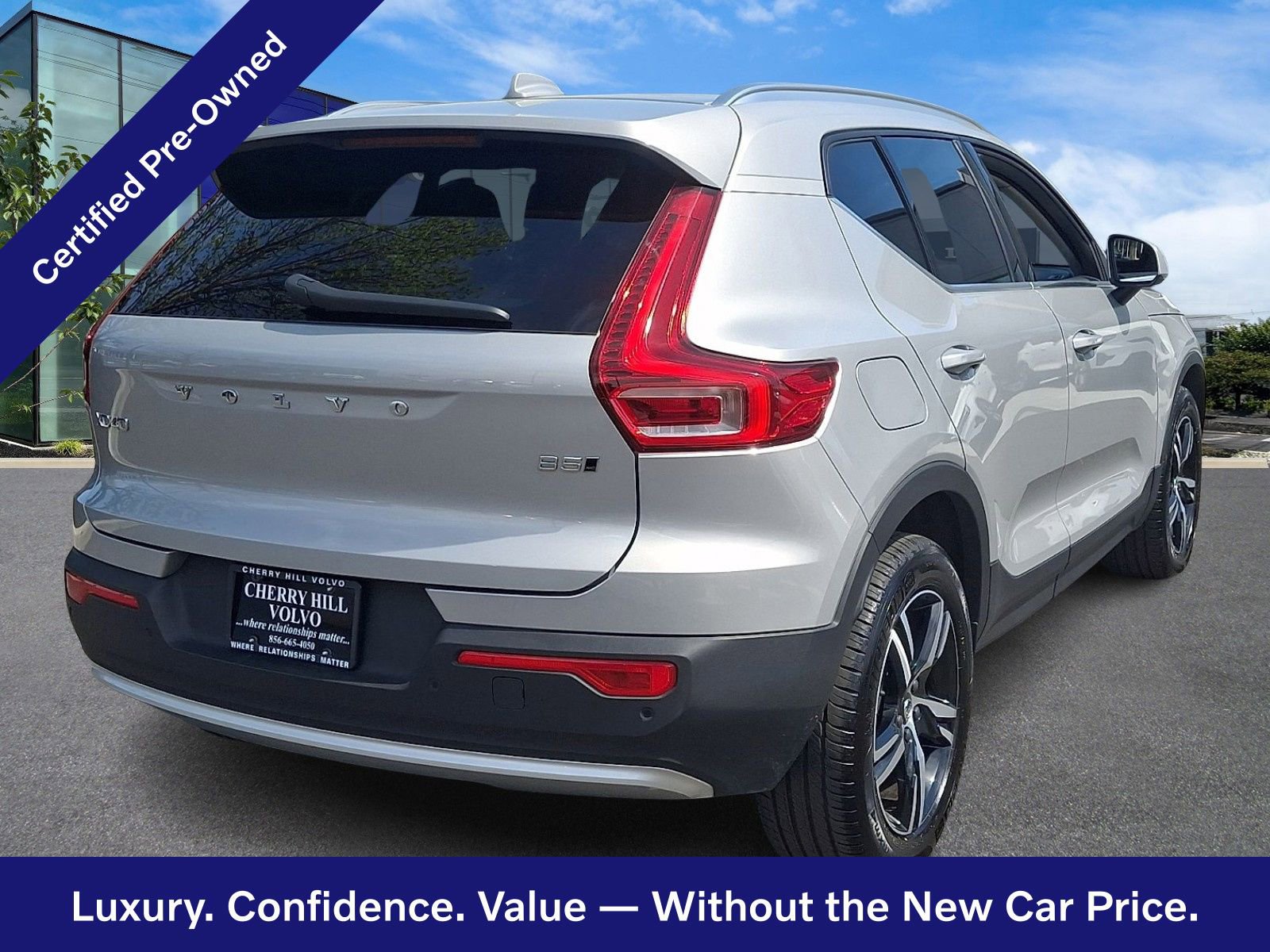 Certified 2025 Volvo XC40 B5 Core AWD/4WD image 7