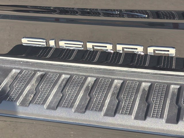 Used 2024 GMC Sierra 2500 Denali Ultimate AWD/4WD image 31