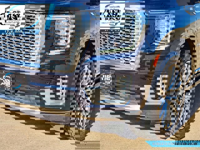 Used 2021 GMC Yukon Denali w/ Denali Premium Package image 10