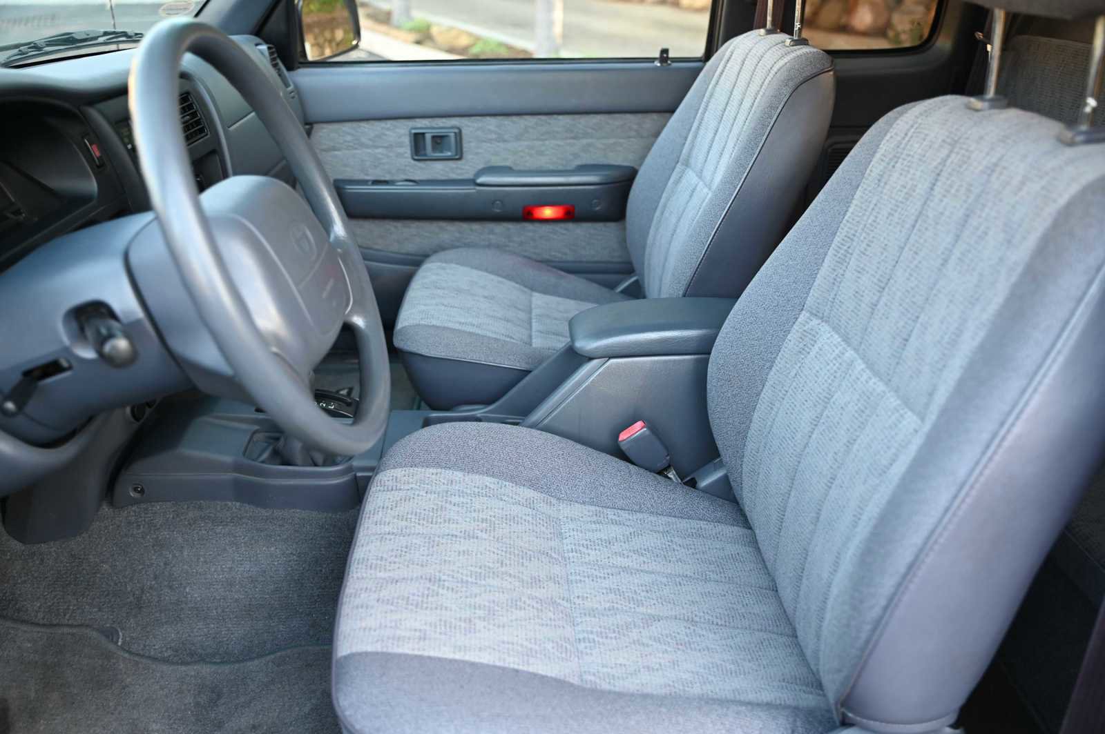 Used 1998 Toyota Tacoma 4x4 Xtracab V6 image 19