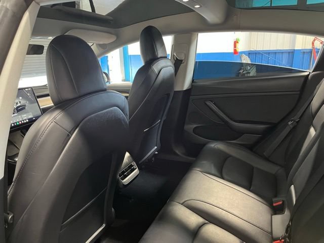 Used 2022 Tesla Model 3 Performance AWD/4WD image 17