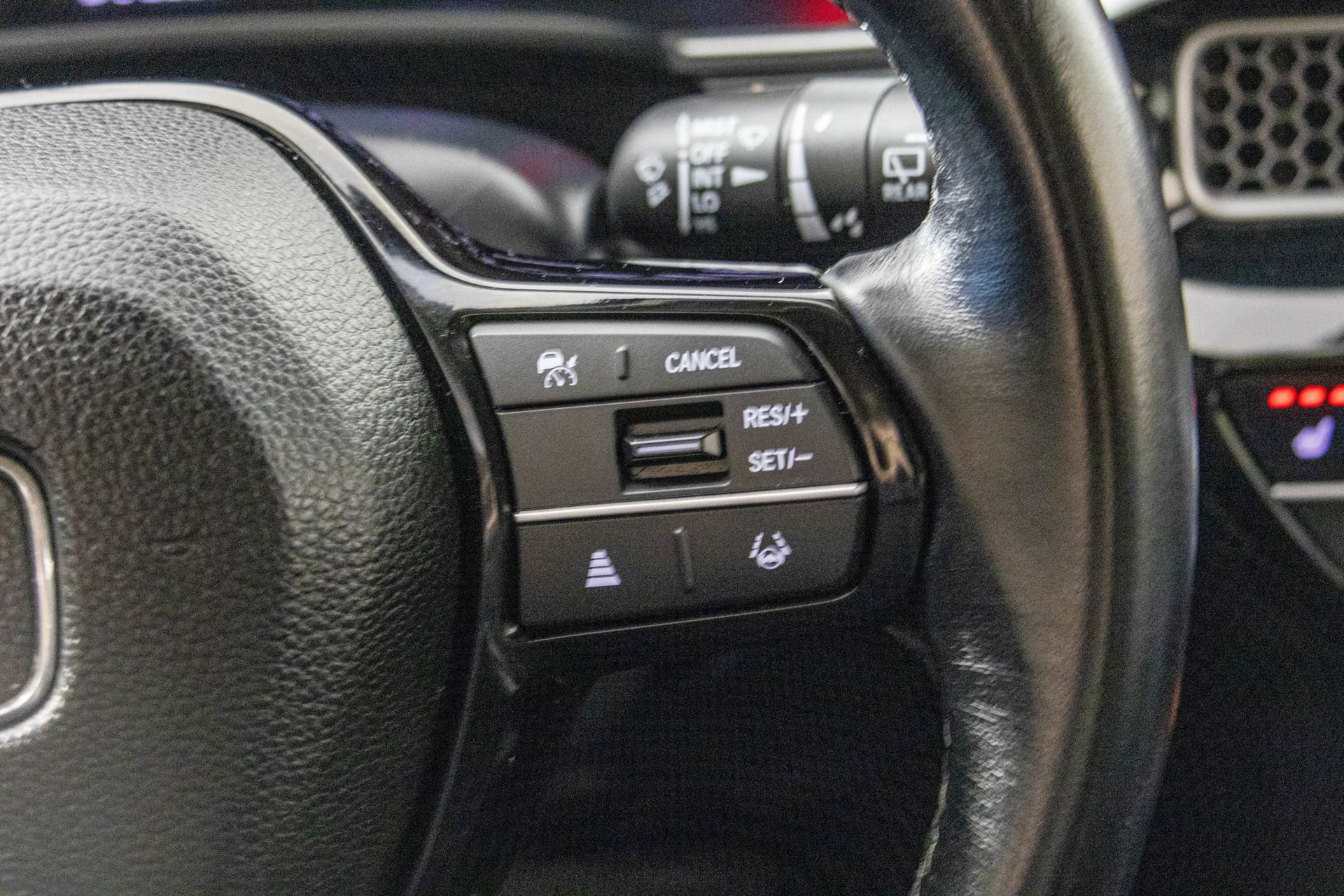 Used 2022 Honda Civic EX-L image 9