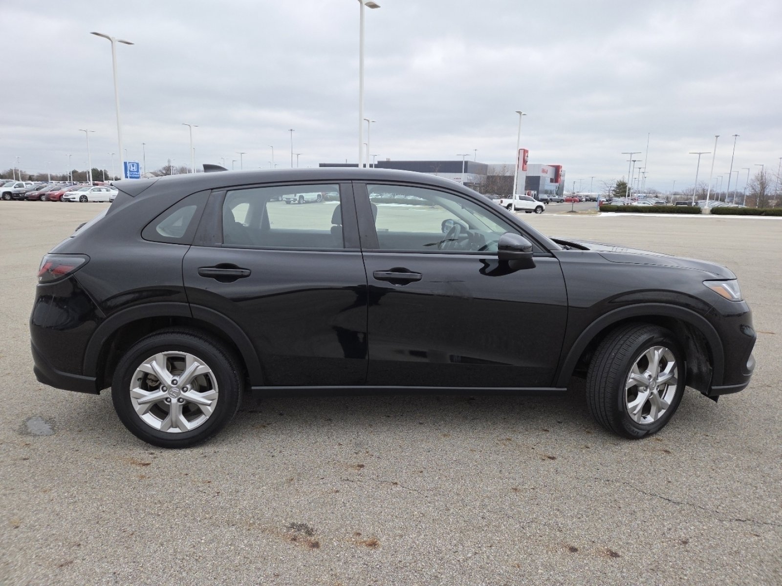 Used 2023 Honda HR-V LX image 16