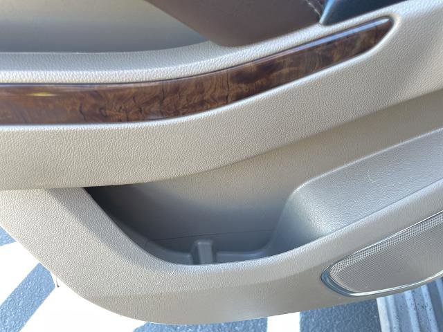 Used 2017 Chevrolet Tahoe LT w/ Luxury Package image 44