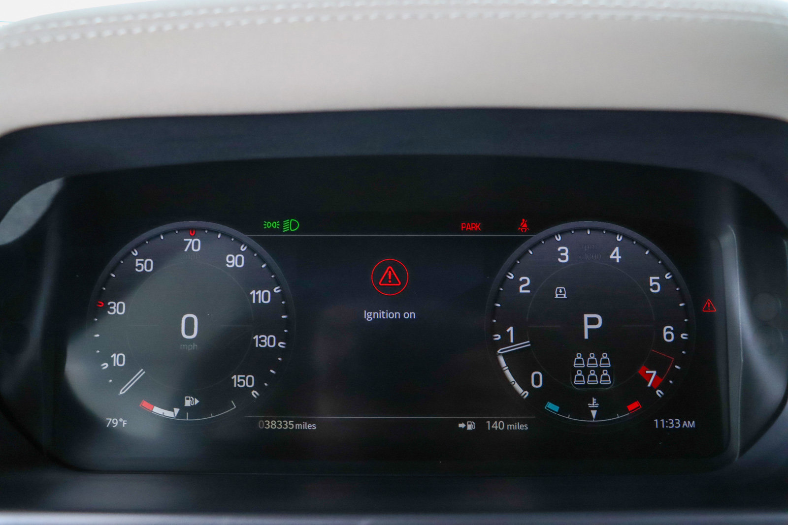 Used 2023 Land Rover Defender 130 X-Dynamic SE image 15