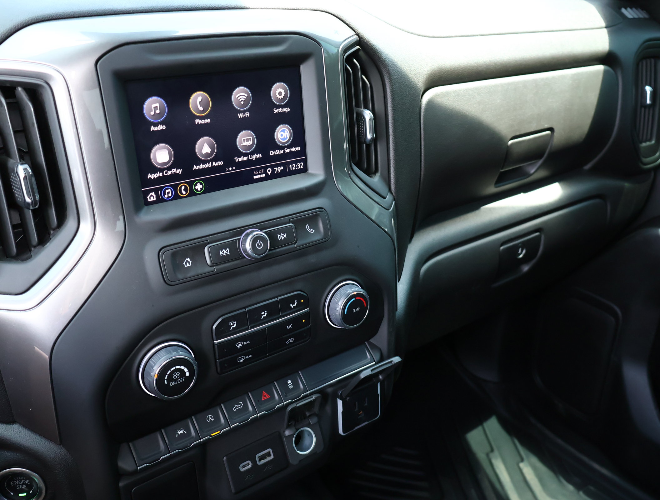 Used 2025 Chevrolet Silverado 1500 Custom w/ LPO, Dark Essentials Package AWD/4WD image 18